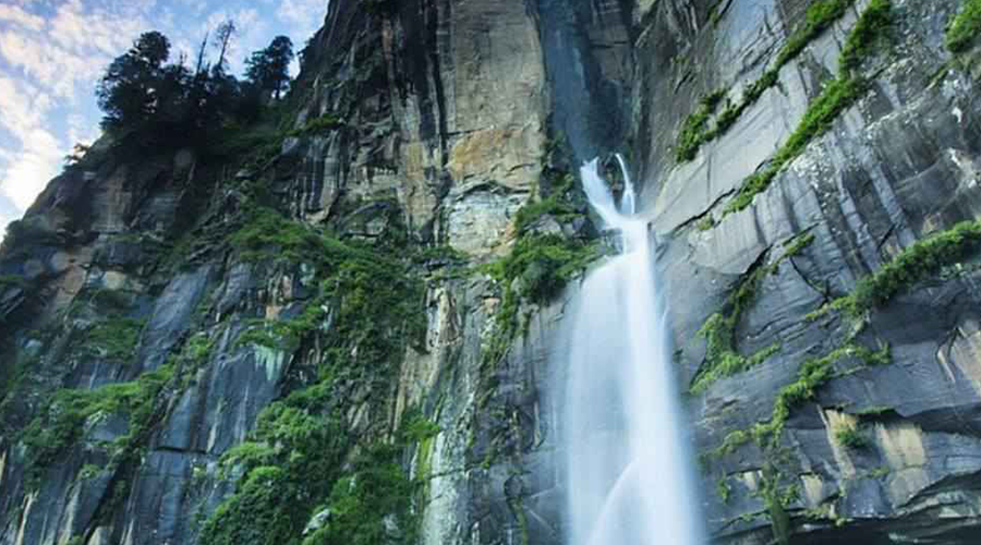 Jogini Falls, Himachal Pradesh